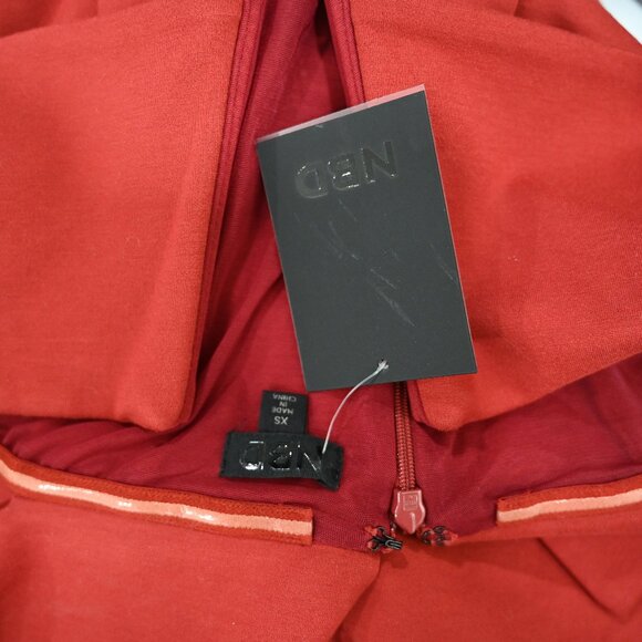 NBD Size XS Bishop Midi In Earthy Rust Off the Shoulder V Neck Mini Dress NWT - Picture 6 of 6